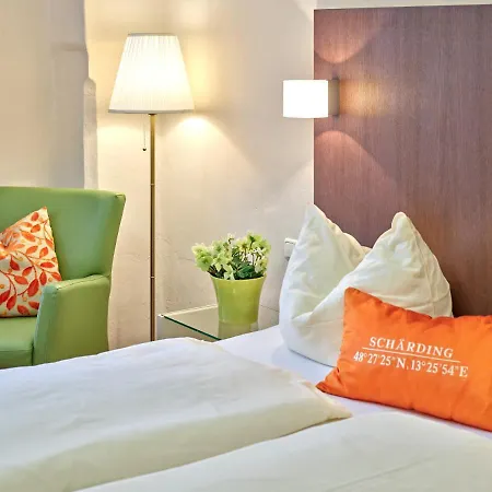 Stadthotel 4* שרדינג