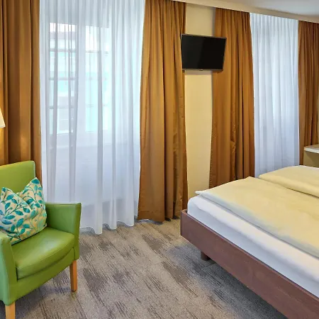 Stadthotel 4*