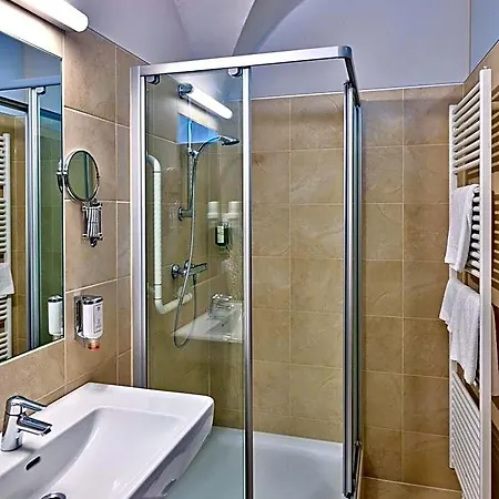 Otel Stadthotel 4*